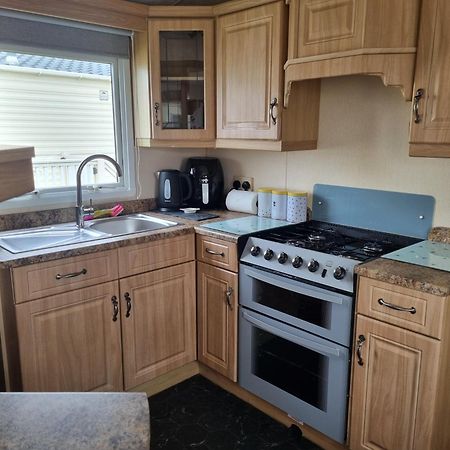 Dog Friendly Caravan Heacham Norfolk Holiday Apartment Exterior photo