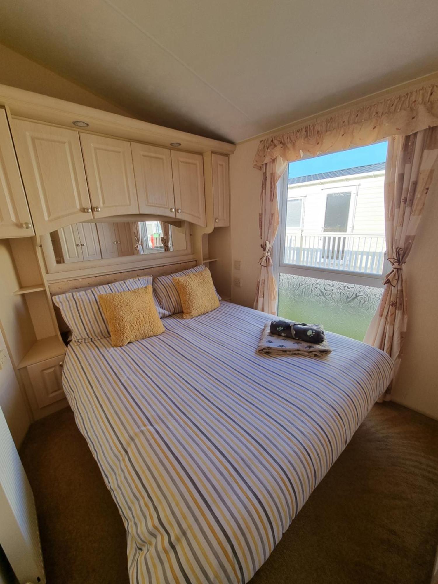 Dog Friendly Caravan Heacham Norfolk Holiday Apartment Exterior photo